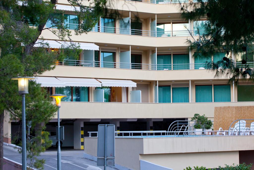 Residence Apartments Anamaria Podstrana Exteriör bild